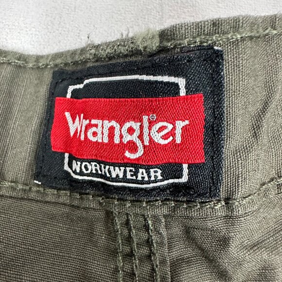 Wrangler Workwear Technician Relaxed Fit Pants 38X30 Cell Phone Pocket Durable C - Picture 4 of 7
